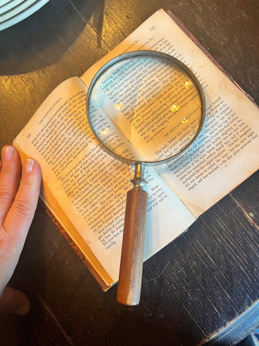 Vintage magnifying glass - Vintage AnthropologyVintage Anthropology